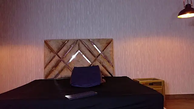 Aurora_jones11 webcam