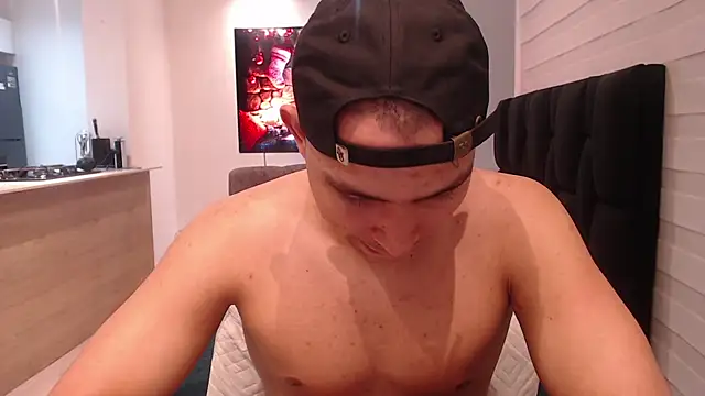 Auron_Demon01 webcam