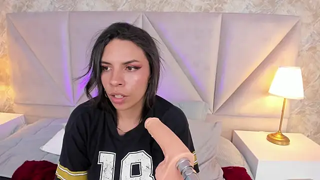 Viiolet_Stone webcam