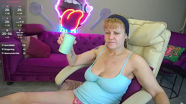 bellalapetit - BellaLaPetit's free webcam