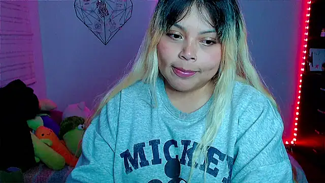 elliemoonx - EllieMoonX's free webcam