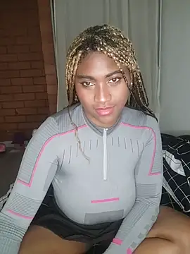 evonyfoxxx - EvonyFoxxx's free webcam