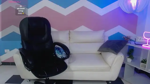 scandarkmarie - Scandarkmarie's free webcam