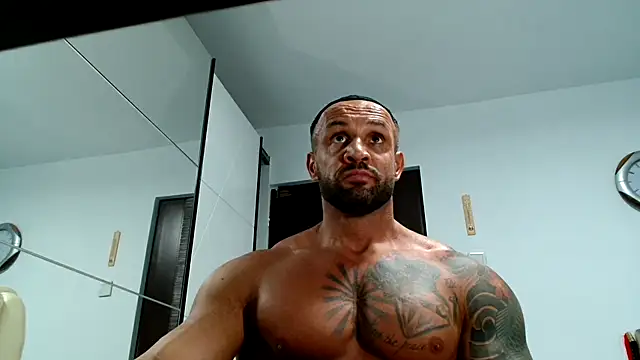 Magnificmuscles89 webcam