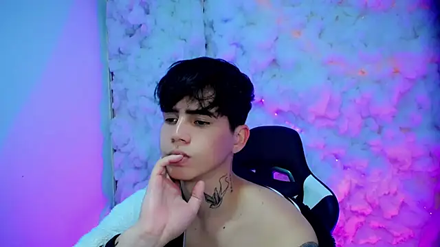 Tayson_Rivers webcam