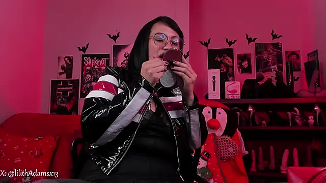 lilith-deveraux webcam