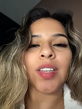 Webcam Model (itsdanividarte)  is live.Free join now!