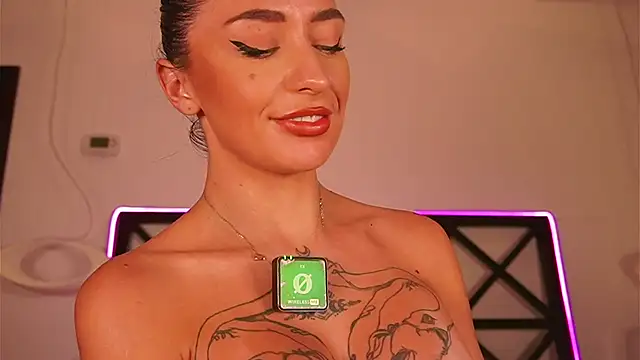 lunamystyque - LunaMystyque's free webcam - UK Sex Cams