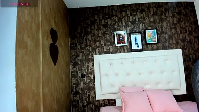 katty__collins webcam