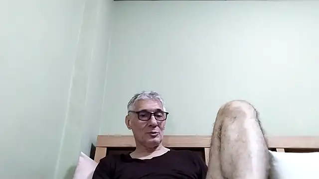 BIGUNCUTHARDCOCK webcam