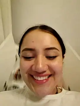 isa_1207 - Isa_1207's free webcam