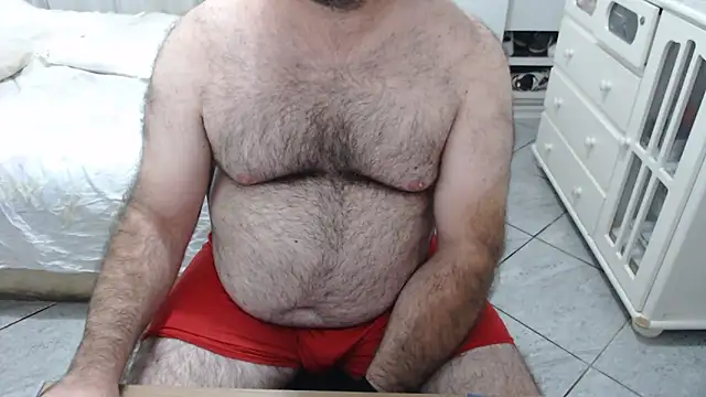 mysterbearmg (Ask my age) - CUM IN PUBLIC