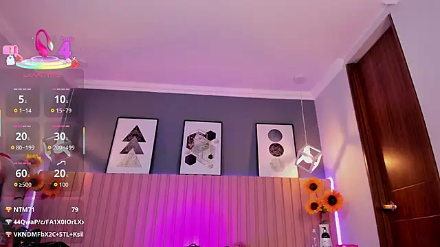 nina_ford - Nina_Ford's free webcam