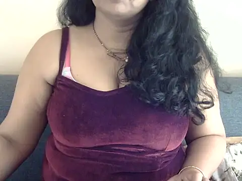 Chatwithsia webcam stripchat model stream image