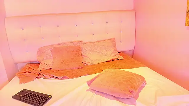 Miia_Thompsonn webcam