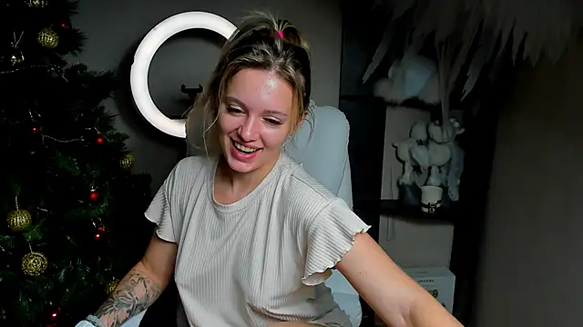 foxy_blond - Foxy_blond's free webcam