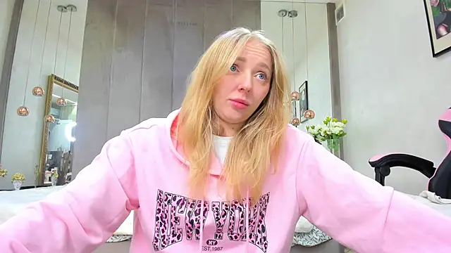 sundyrose - SundyRose's free webcam