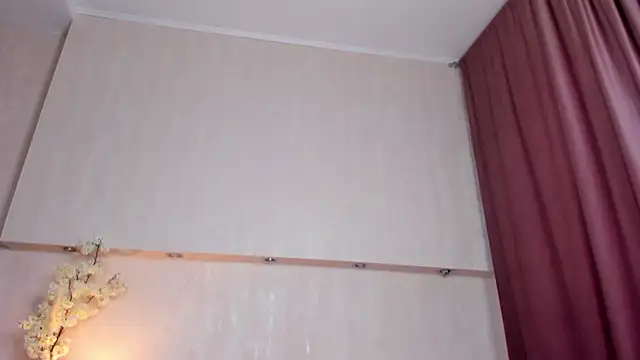 Erika_Carpenter webcam