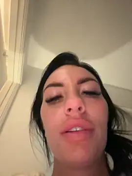 bellablackxuk - BELLABLACKXUK's free webcam