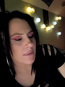 Sosso19squirt webcam