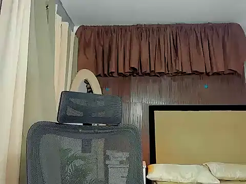 cassiesommereux (T teen) - FOUNTAIN CUM AT GOAL!