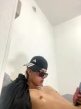 Boyfriend-Hot webcam