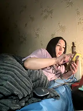 Naughtbaby_2025 webcam