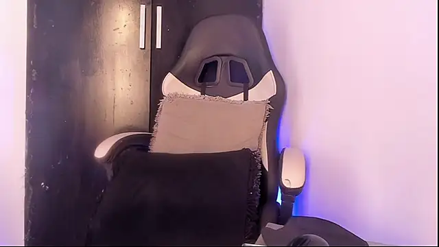 sweetdirtty21 webcam