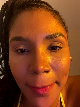 moonlight_j - Moonlight_j's free webcam - UK Sex Cams