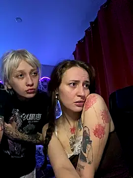 Dooubletroublee webcam