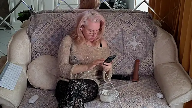 Alyonushkadarling webcam