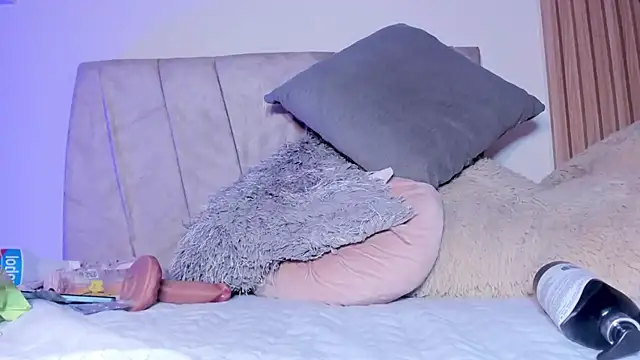 emiily_little_ webcam