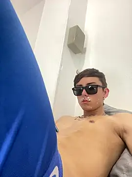 Boyfriend-Hot webcam