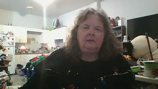 TiguhguhrsRose webcam