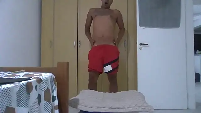 JUNINHOLEKEJR webcam