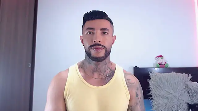 andrea_de_lucaa webcam