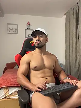 Ezzio_Scolaro webcam