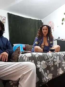 jeans_and_emma webcam