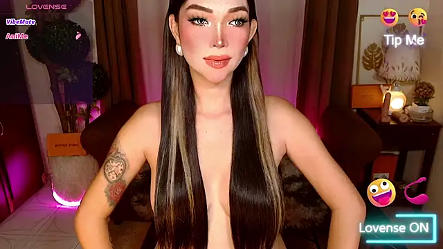 MouthWatering_Ayesha webcam