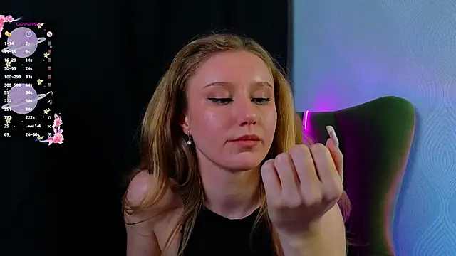 PriscillaPowell webcam