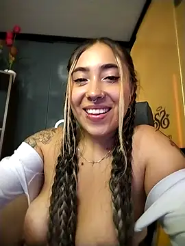 ManuelaVeelez webcam