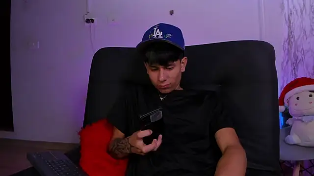 jake_beach_ - Jake_beach_'s free webcam - UK Sex Cams