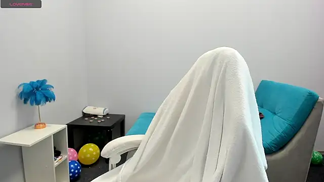 juliamurr_18 - Juliamurr_18's free webcam