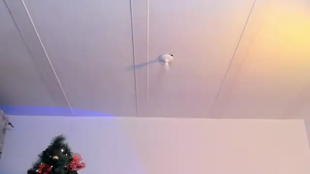 nonbinaryangel webcam