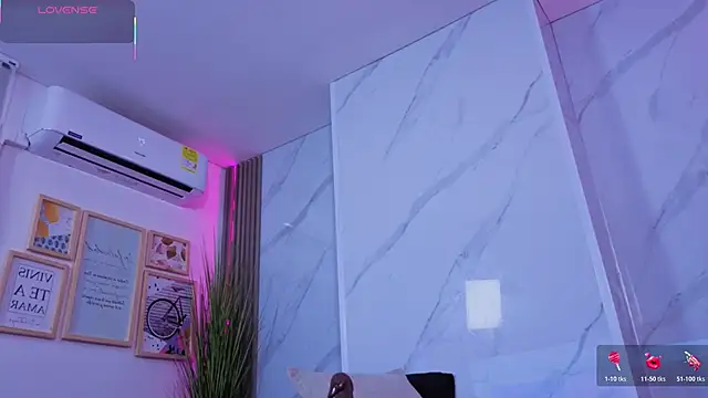 chlooee__ - Chlooee__'s free webcam