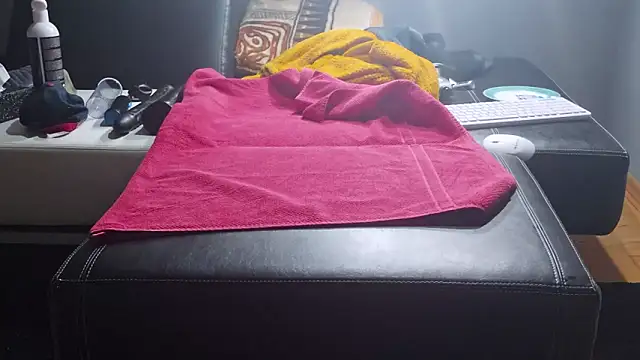 slavic_boy_39's live cam