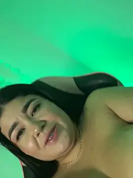 karla_hotgirl's live cam