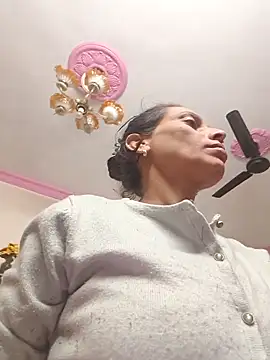 ISHANI-SINGH's live cam