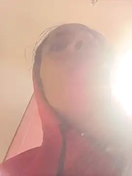 Rubi_sarma's live cam