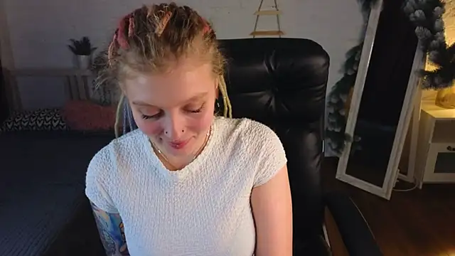 Kiki_shay's live cam